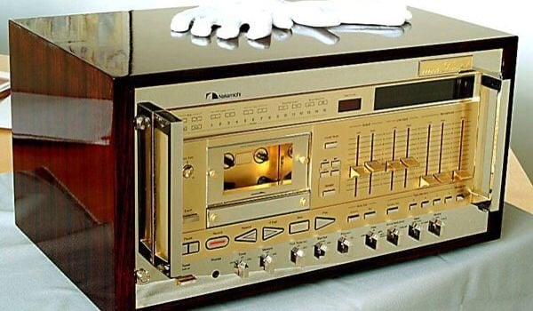 Nakamichi PA-1002. Zed made from 98'. マ5D 藤养酒石- ססמם ご南..が