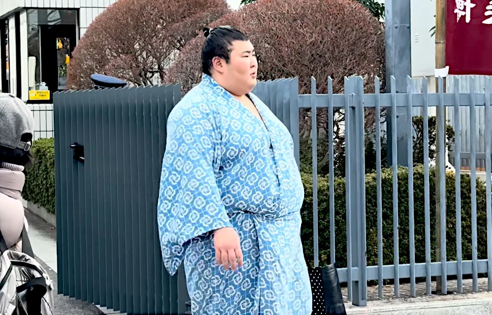 Sumo Prime Time | Training day for the Grand Sumo Tournament in Ryogoku ...