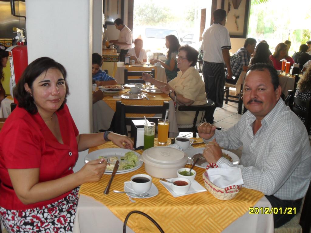 Rincon Mestizo restaurant-bar - ASI LUCIO RINCON MESTIZO EL 10 DE MAYO ...