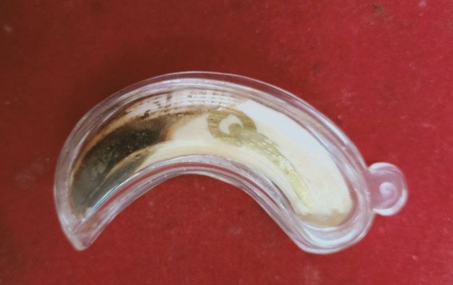 鑫马泰佛牌精舍- 山猪牙的功能与功效(山猪牙) —避险— —招财— —闪官非
