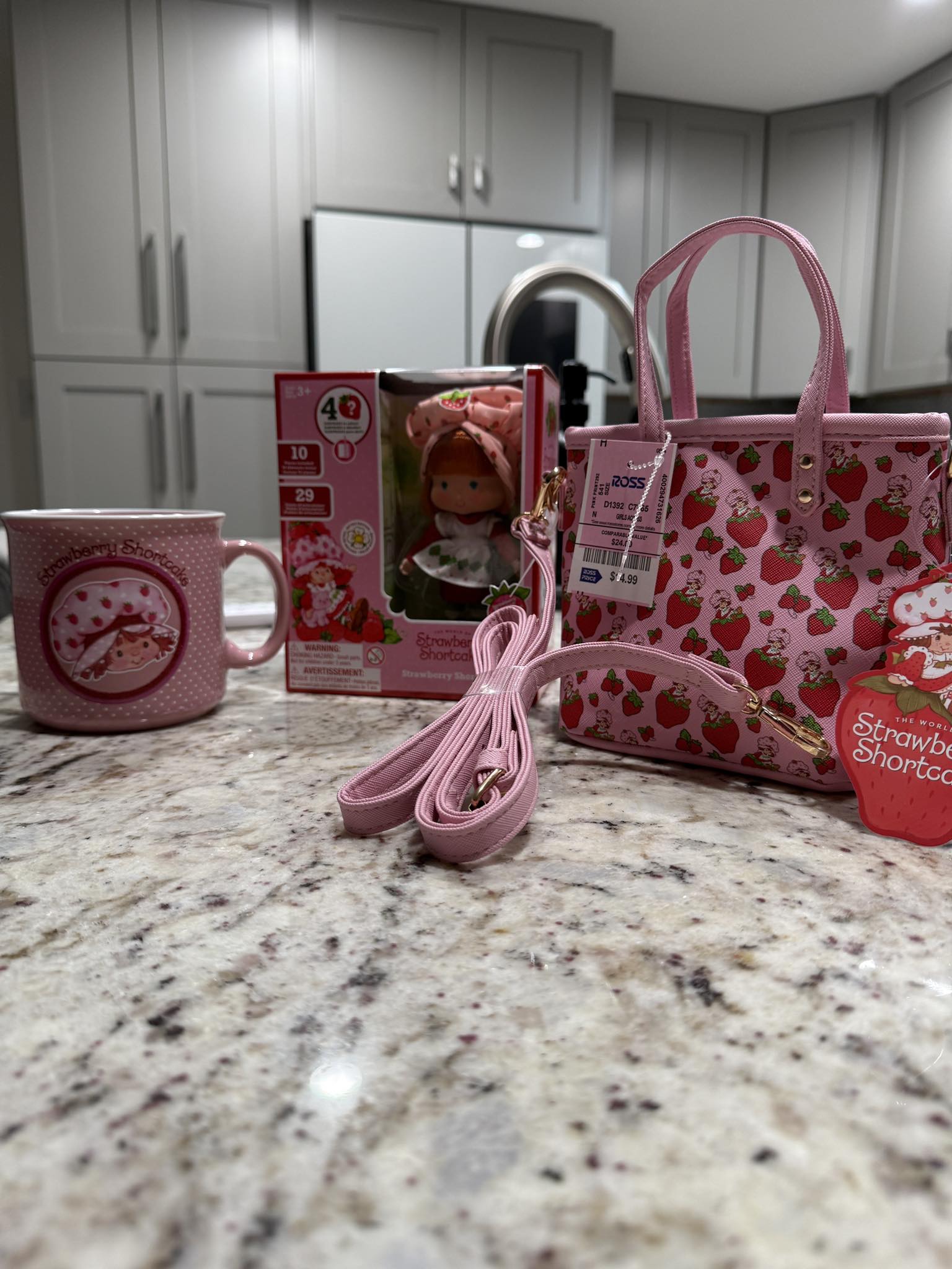Yesterday's finds in Ross 🍓 Сеттна Strawberry TREWONLD. WbAnm
