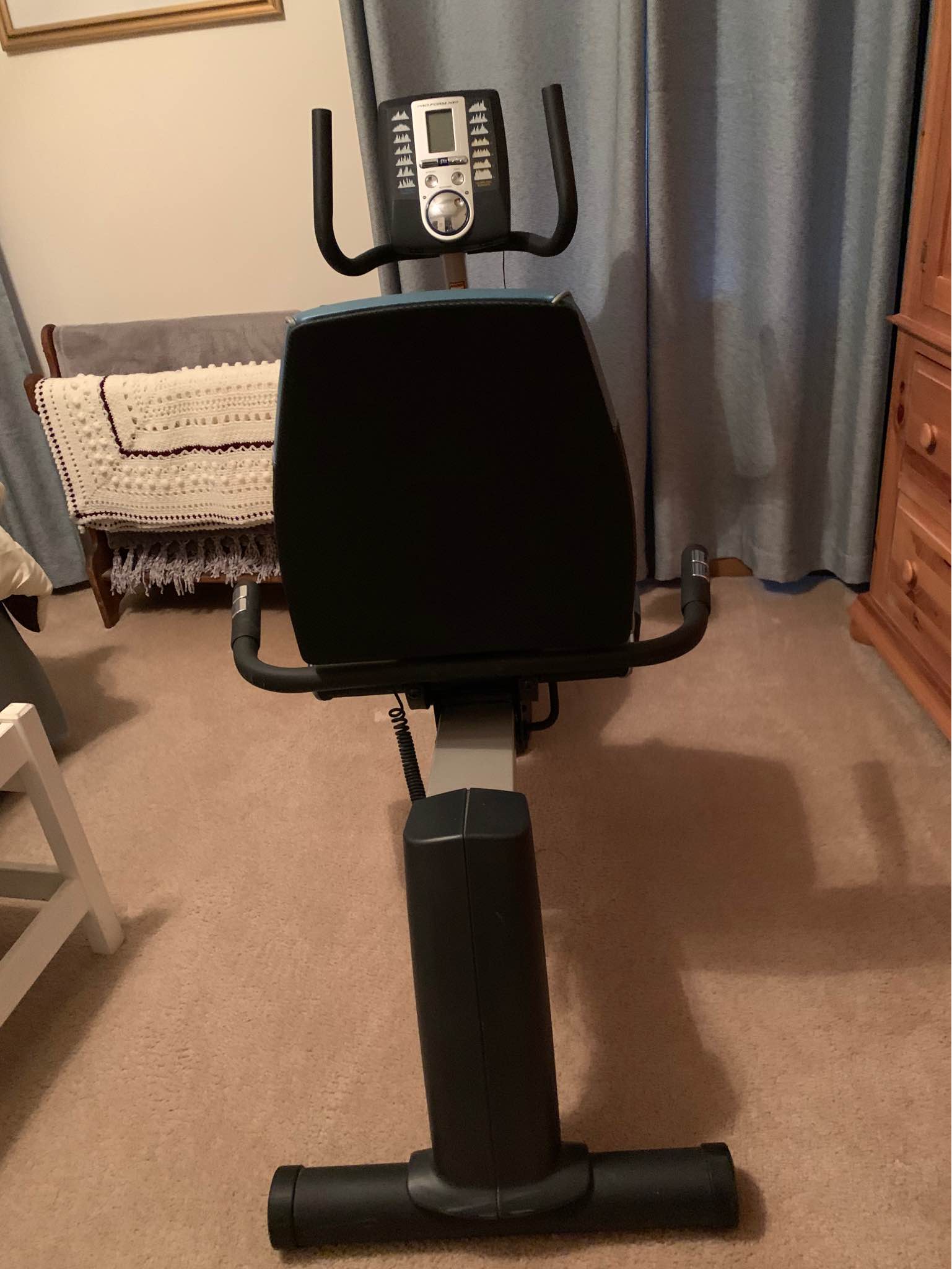 Recumbent Pro Form XP 400 bike - Weight Lifting Machines & Racks ...