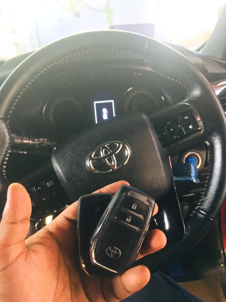 Toyota Hilux Rocco smart key... - Petco Lanka Car Audio | Facebook