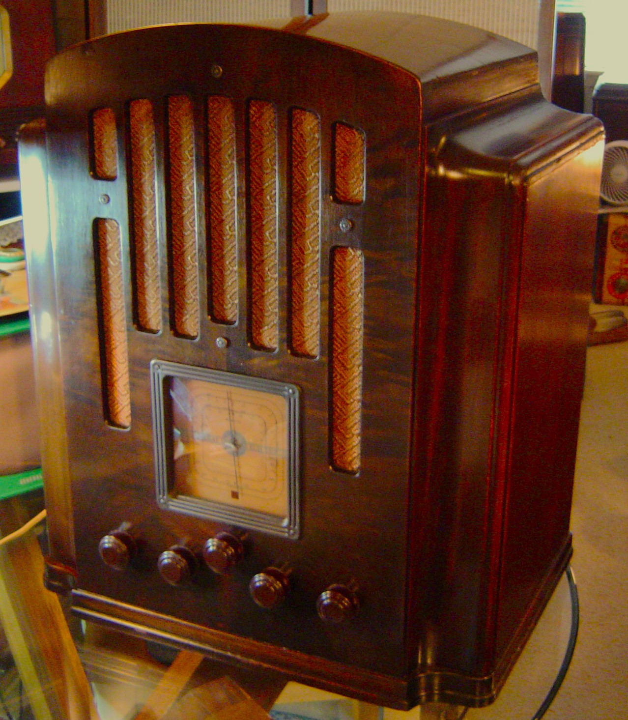 1954 General Electric radio