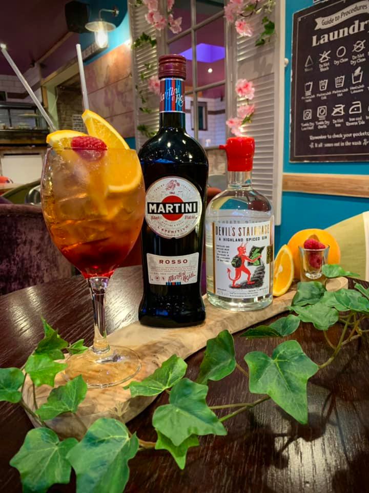 🎉Our festive cocktails start NOW!! 🎉... - Encore Inverness | Facebook