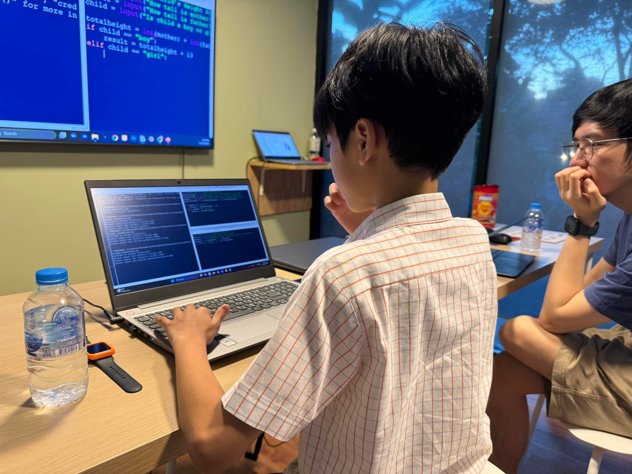 น้องภูผาเรียน Python... - Code Dojo - สอนโค้ดดิ้ง | Facebook