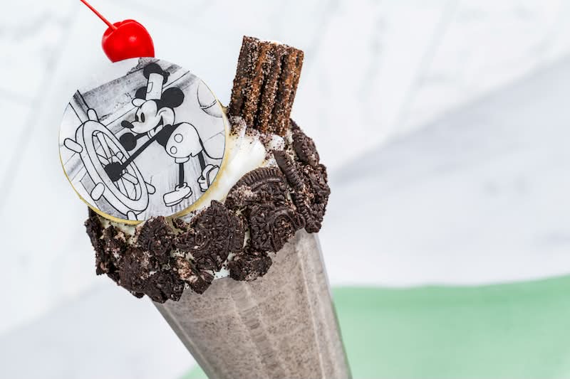 🚨Just announced!! 🍨✨ CrazyShake by Black Tap will be opening a