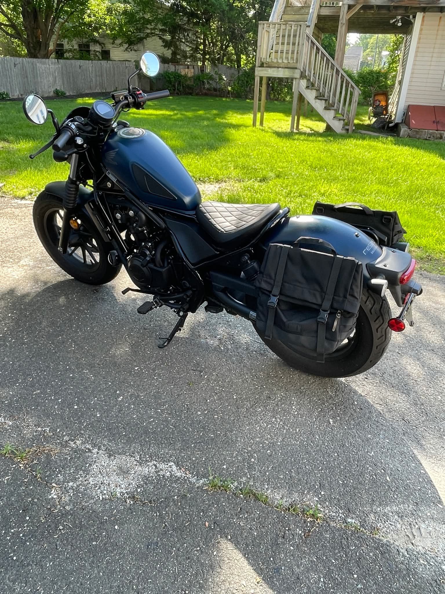 carrying extra helmet motorcycle cafe Brown Carry Strap Trip Machine  cafetwin How to Carry an Extra