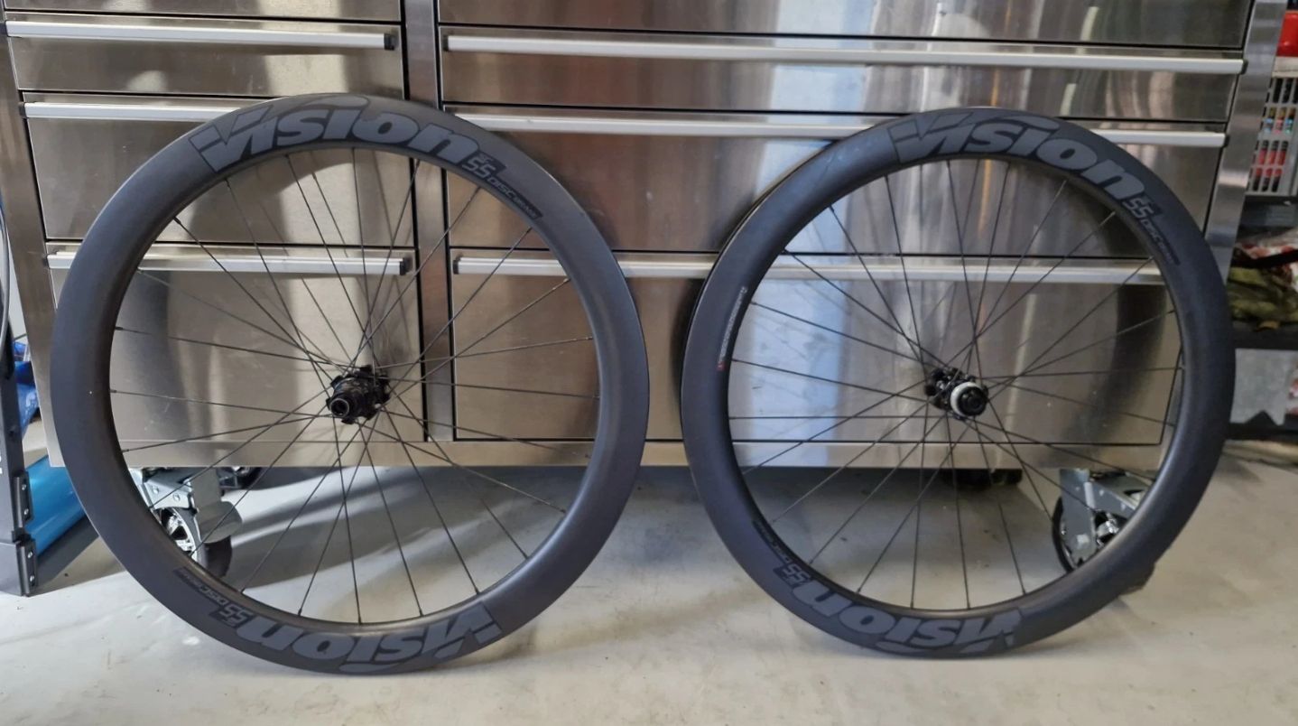 Vision metron carbon wheelset 55mm disc
