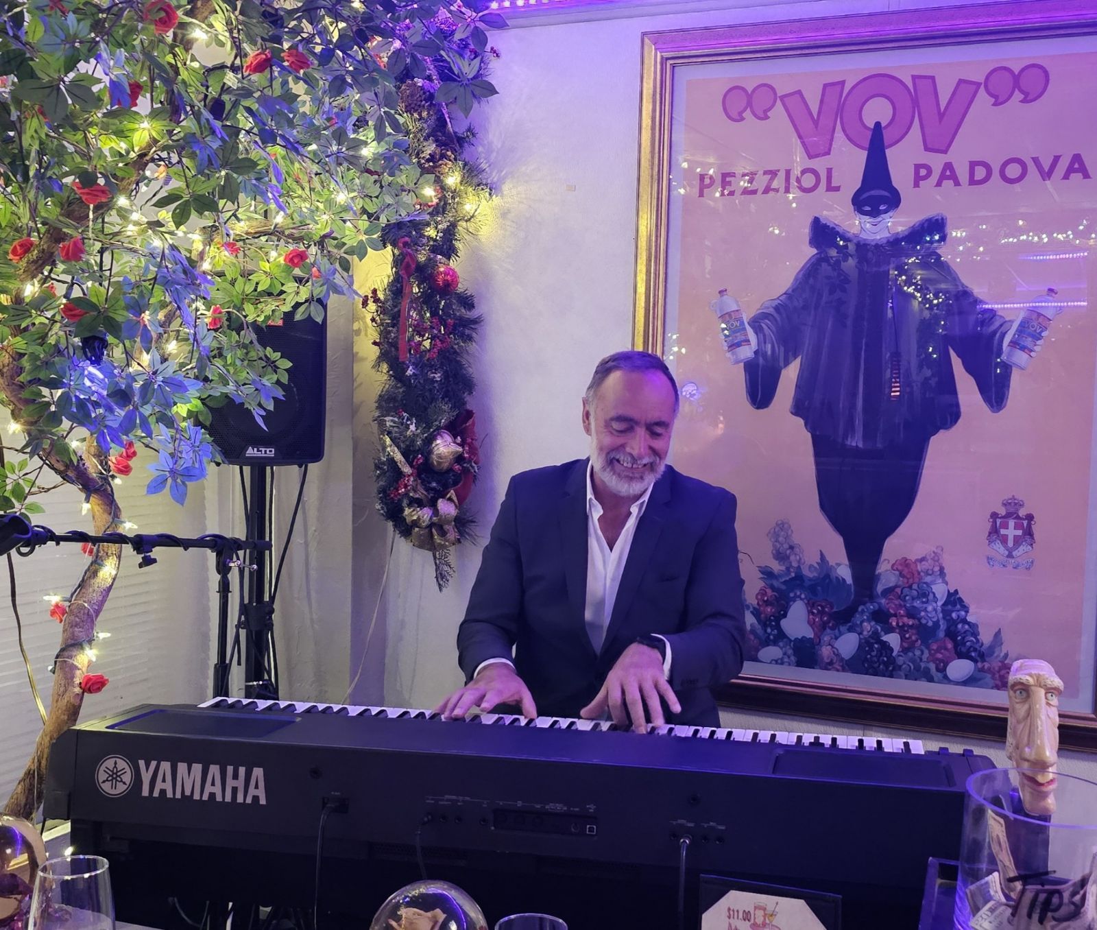 Luis Morais (compositor, song writer & singer)