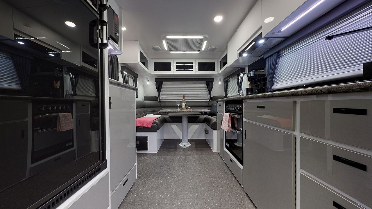2019 22’6 Paramount Commander ‘front... - Canterbury Caravans | Facebook