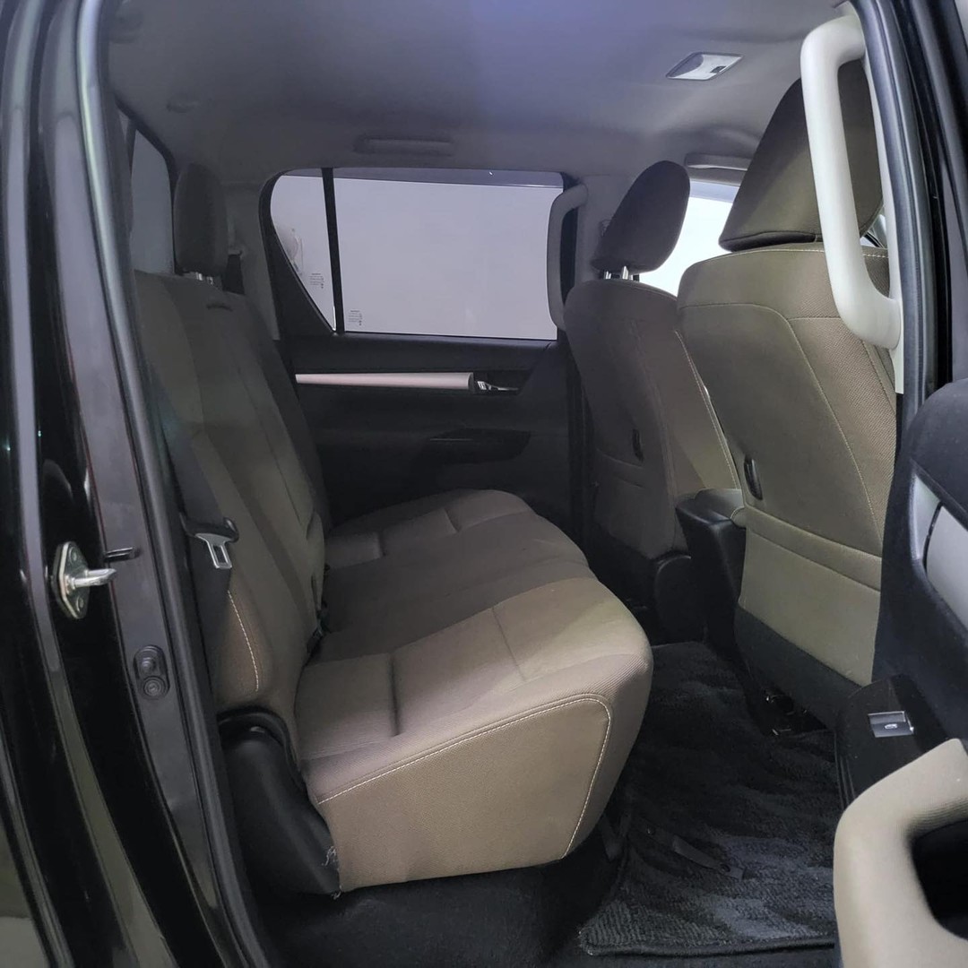 iCars - Toyota Revo 3.0 G Mode 2016 (DEC) Registered 2016...
