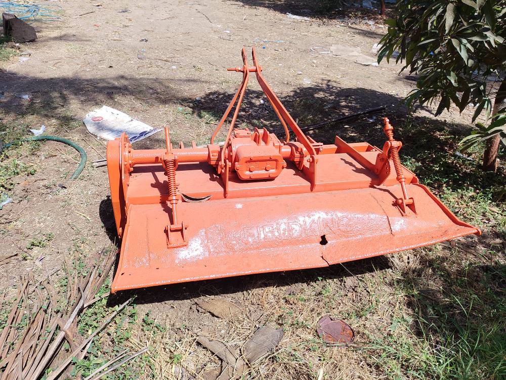 Filking rotary 5 foot rotawaiter - Power Tools - Kamrej, Gujarat, India ...