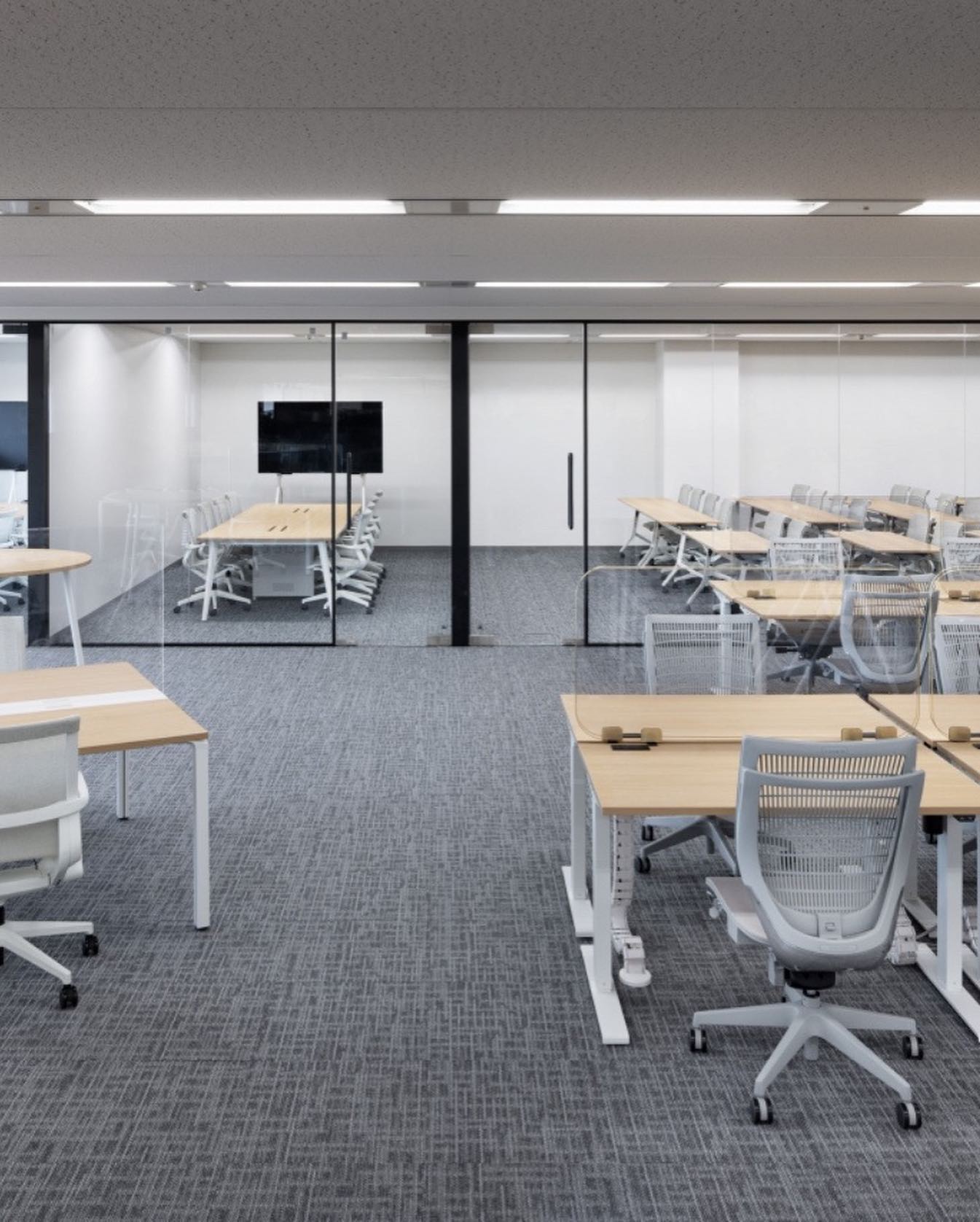 アイリスチトセ株式会社