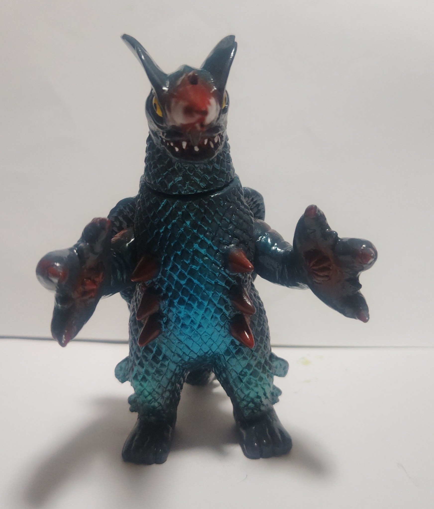ヤモマーク ガラン ソフビ ウルトラマンA ヤモマークさん の『ウルトラマンA』から怪魚超獣ガランのソフビ 幼少