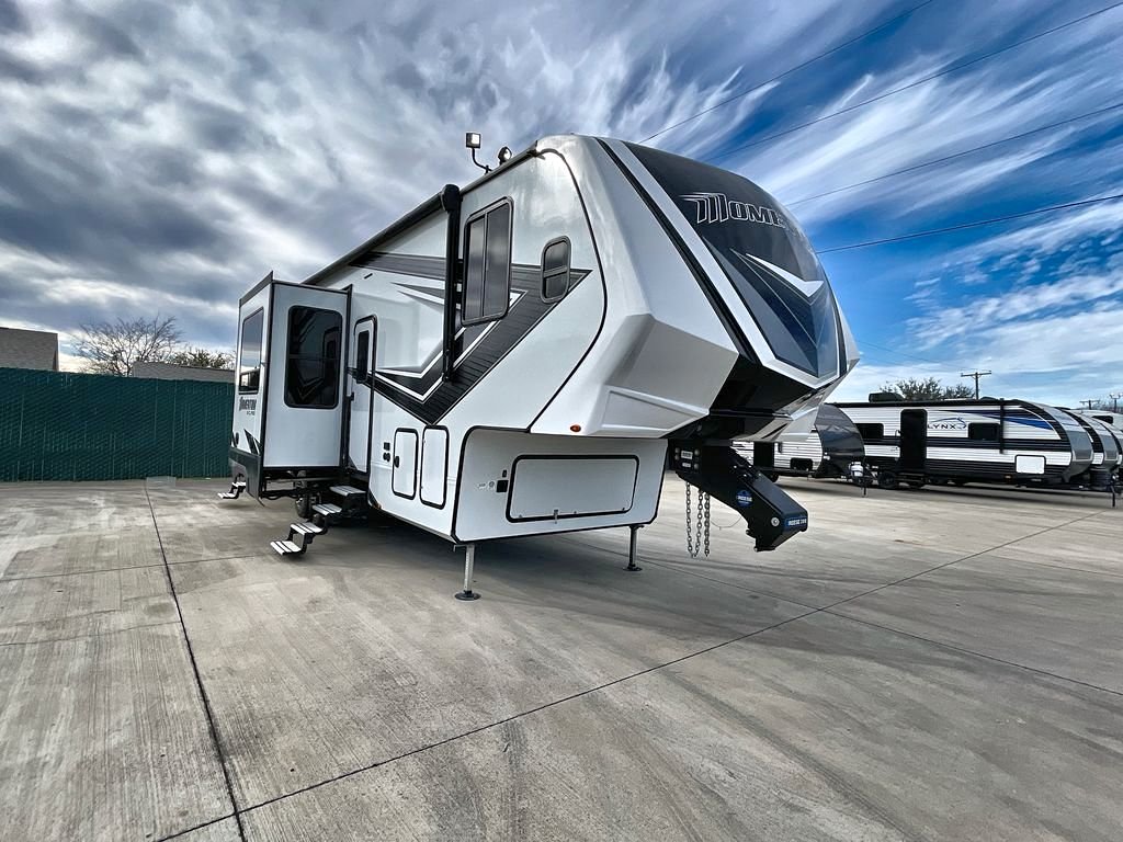 2024 GRAND DESIGN MOMENTUM! 320G! 5TH WHEEL TOYHAULER WITH 11FT GARAGE ...