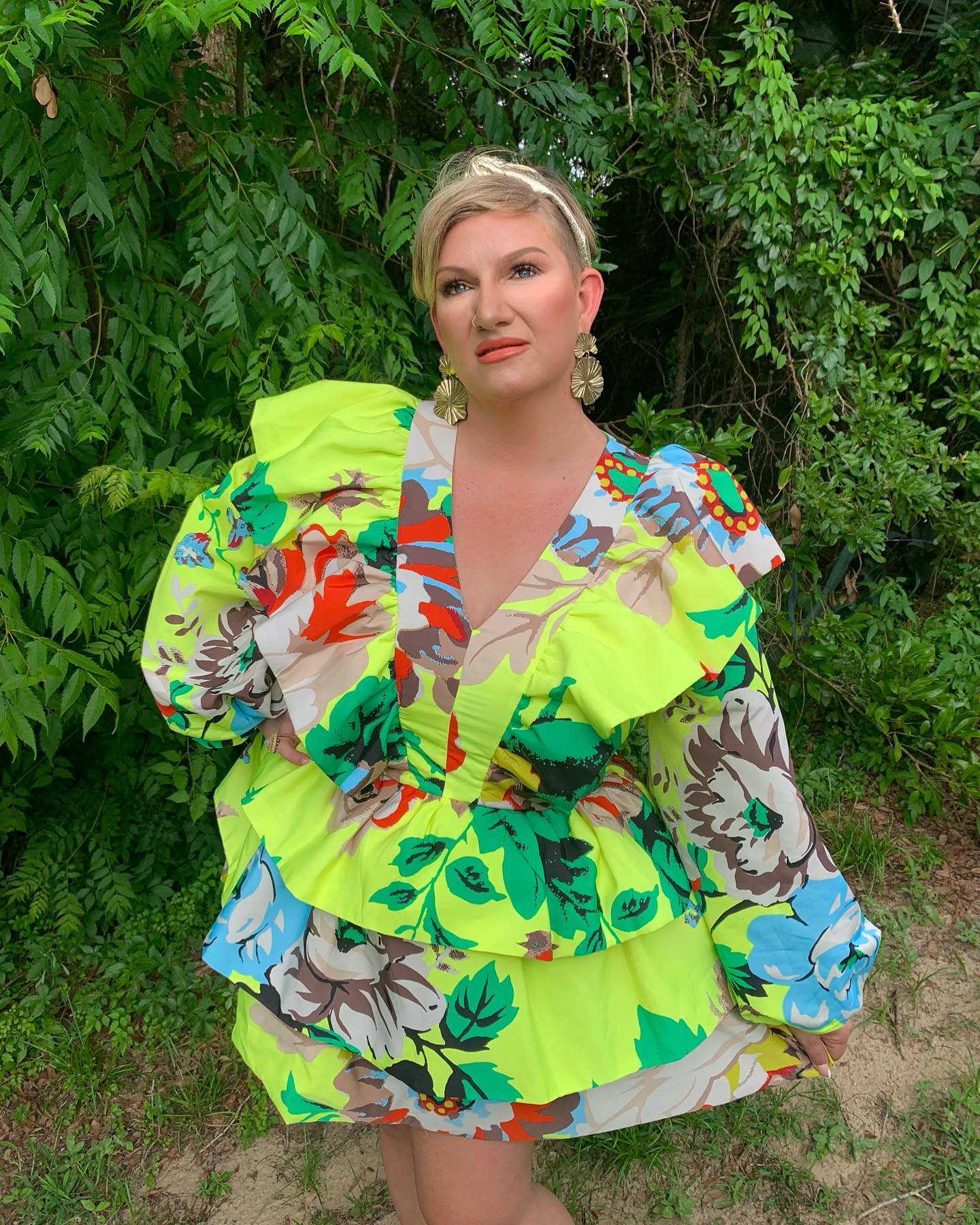 christopher john rogers green dress While several of the styles shown during Rogers' 10th collection felt somewhat new for the designer, many more served as an evolution of the pieces that came in collections prior seo-backfilled