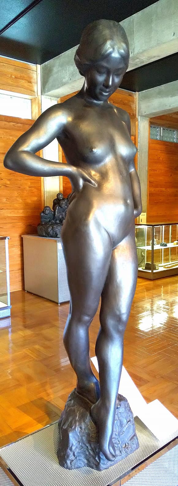 豊後大野には、明治から昭和にかけて活躍した彫刻家、朝倉文夫の作品を