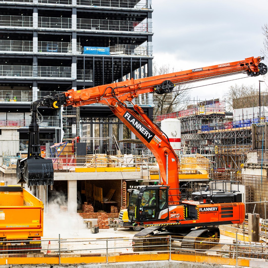 HITACHI Shaft Sinker ZX350LC-7 Specialist equipment is available