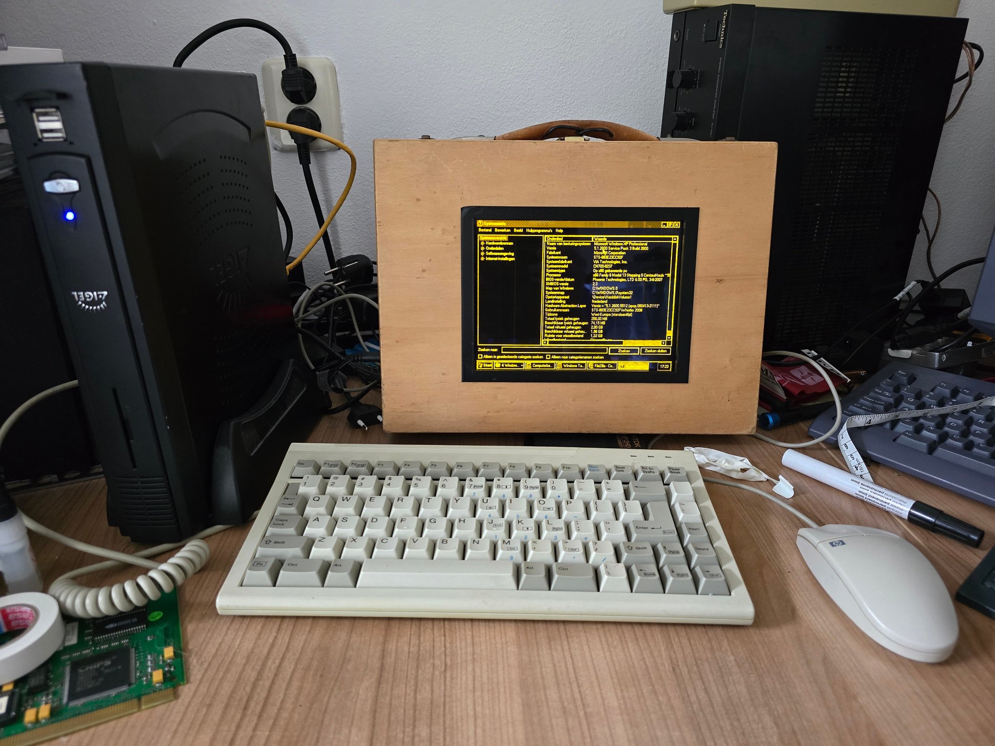 Driving old skool EL displays with Nixdorf VGA/4 PCI card