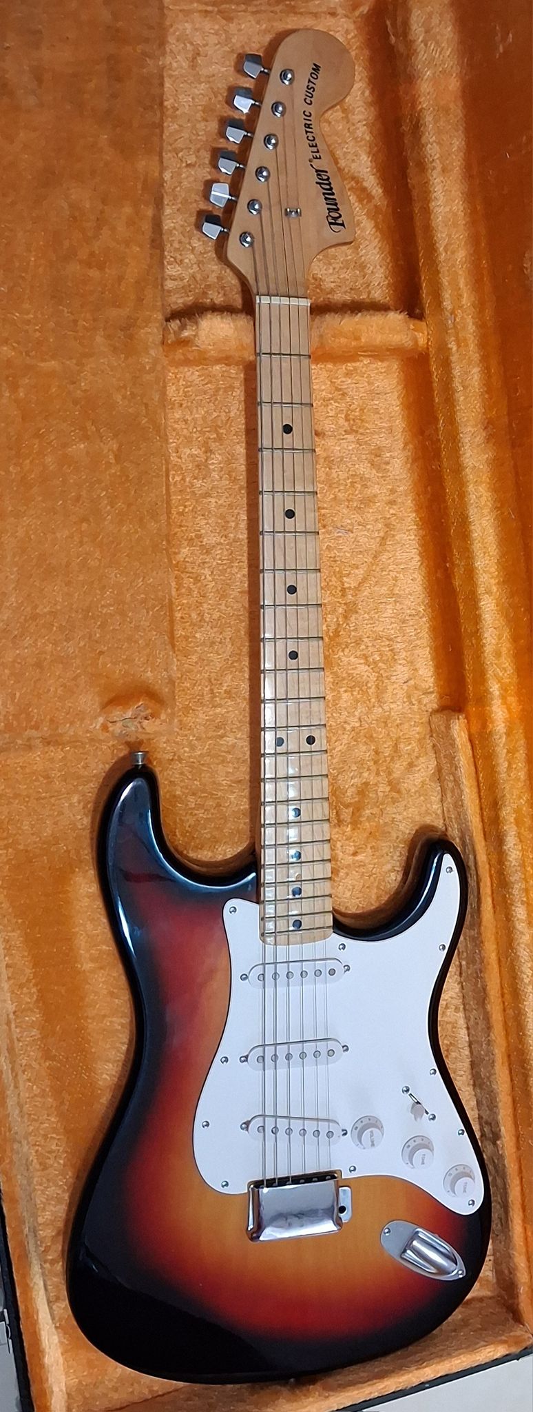 Founder Electric Custom 希少 木目 Founder ELECTRIC CUSTOM ストラト
