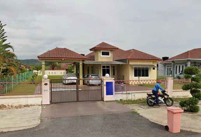 Property Expert Banglo 1 Tingkat Idaman Villa Sendayan Banglo 10 000 Sqft Extra Tanah Luas Berhampiran Dengan Masjid Untuk Dijual