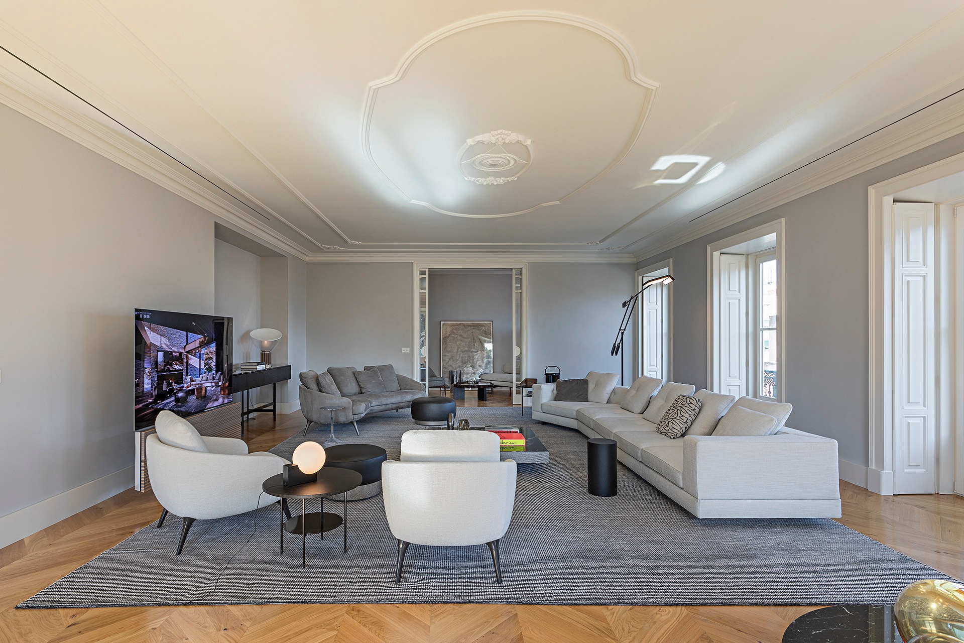 Minotti SpA - The new Minotti Lisboa by QuartoSala...