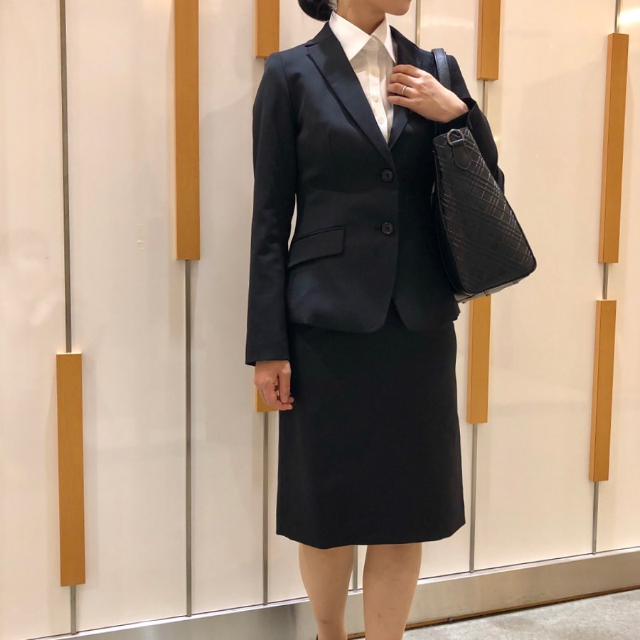 高島屋 SUITCLOSET スーツクローゼット ブラックスーツ パンツスーツ 