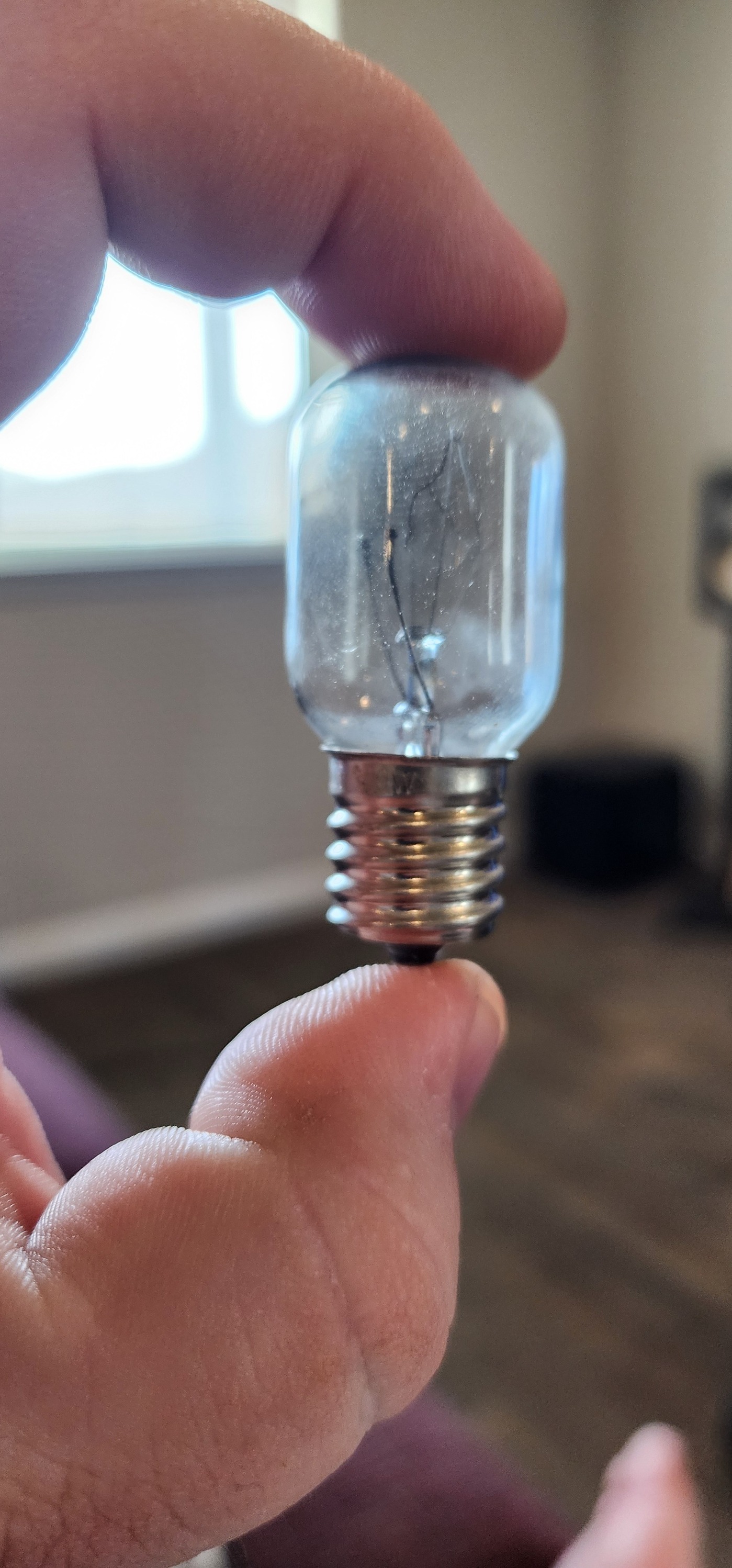 Sub-Zero Fridge and Freezer Round Light Bulb (40W) - White