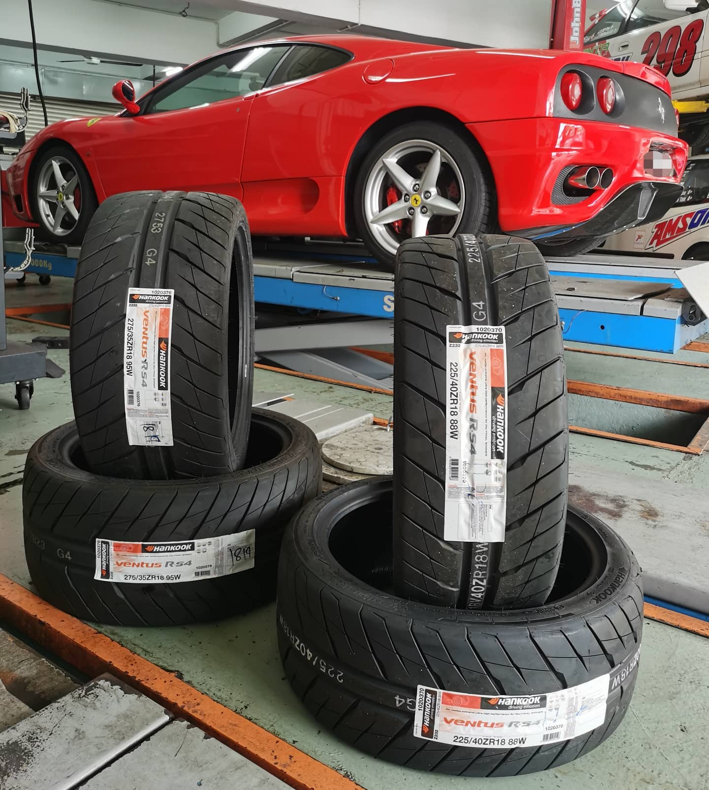 Acanta - Ferrari F360 getting new set of sticker rubber, 225/40/18 ...