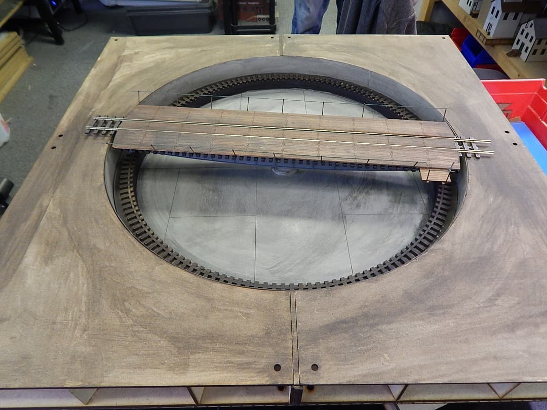 On30 Turntable for roundhouse.... - Right On Track Models