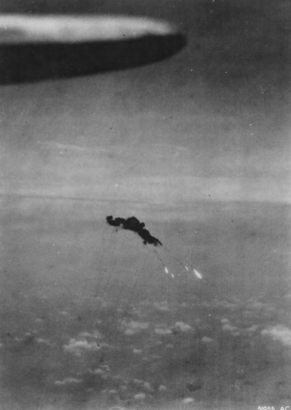 B-17 - !!!A NEXT IDENTIFIED B-17!!! An exploded B-17. That all you can ...