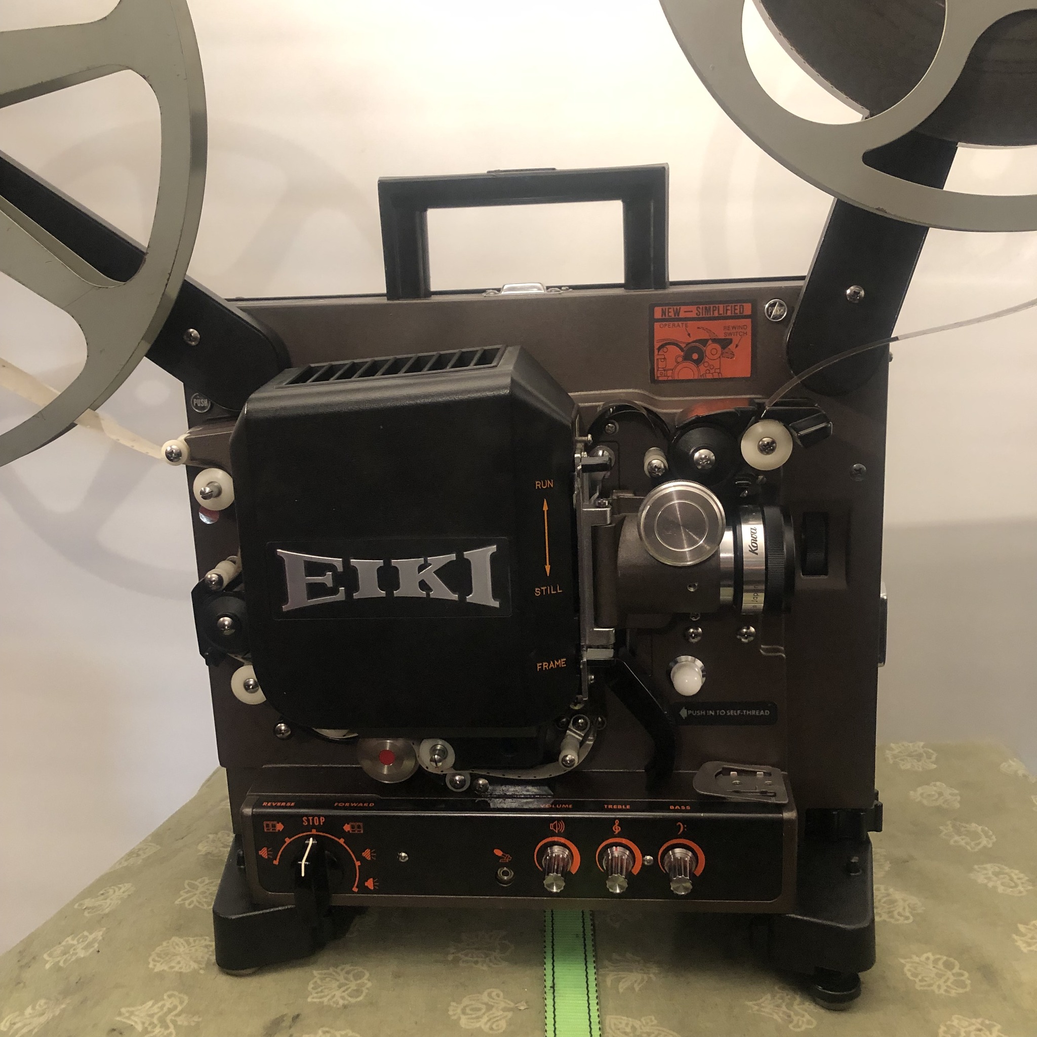 FOR SALE: Vintage Eiki SL-0ML 16mm Sound Movie Projector - Made in