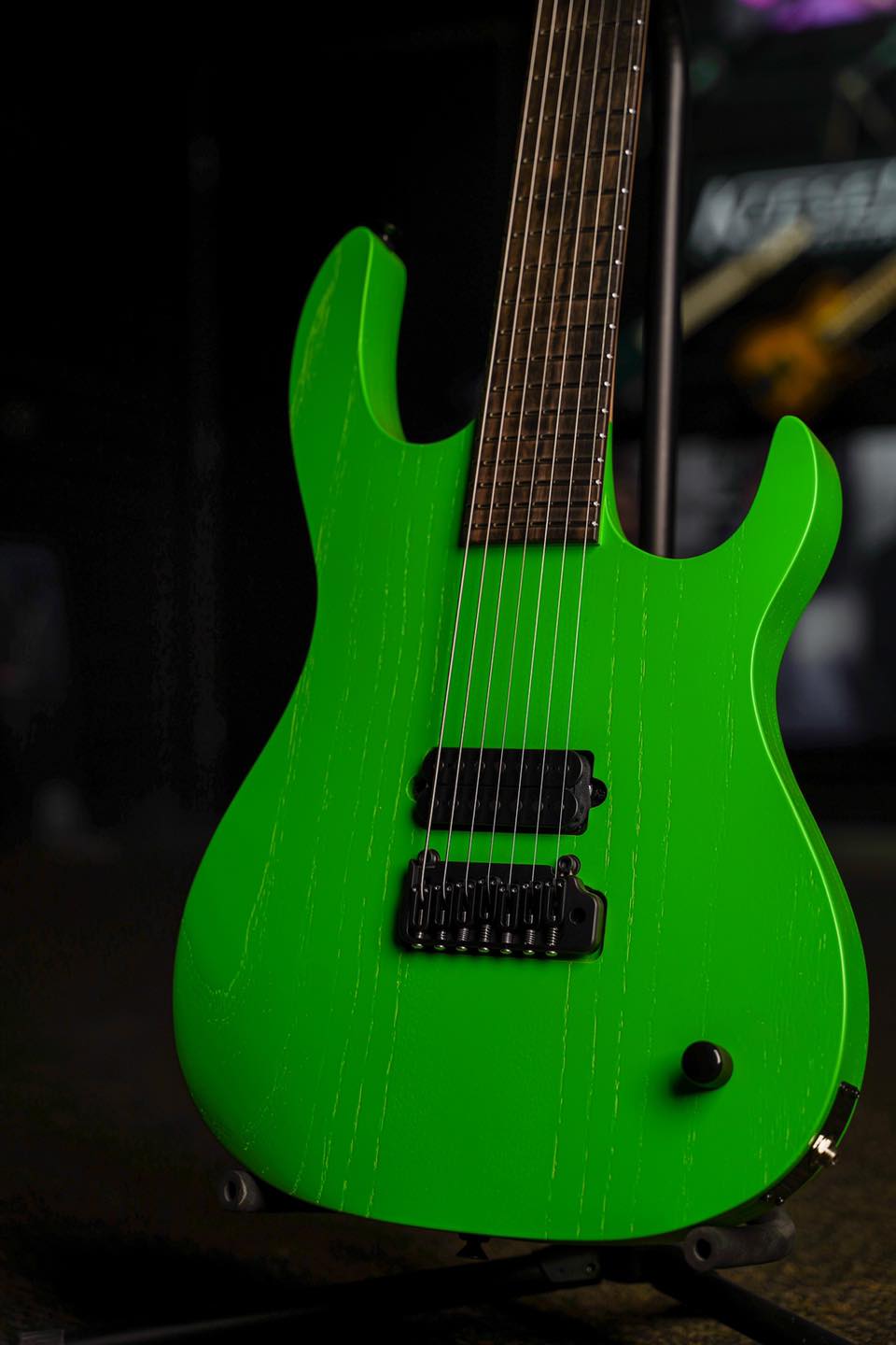 The MO7X Marc Okubo signature model in all its hot pink glory