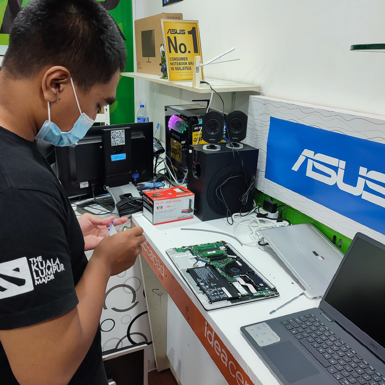 AZHAR PC - On macam biasa, 😃 Nak beli laptop atau Nak...