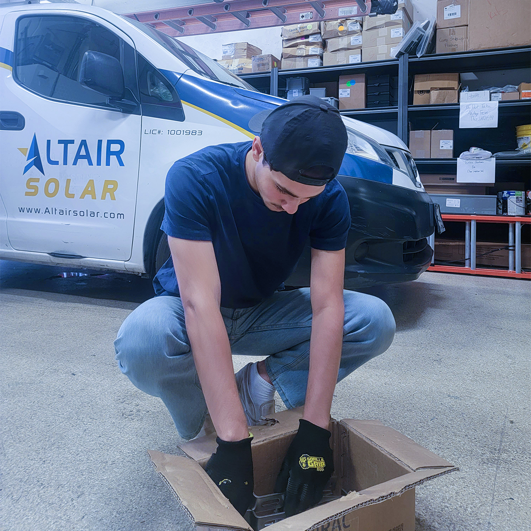 Altair - Packing things with care so everything stays in its best ...