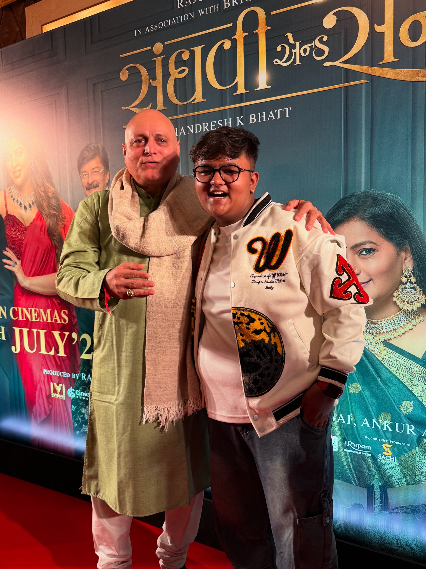 Hiren Rathod - Hiren Rathod added a new photo.