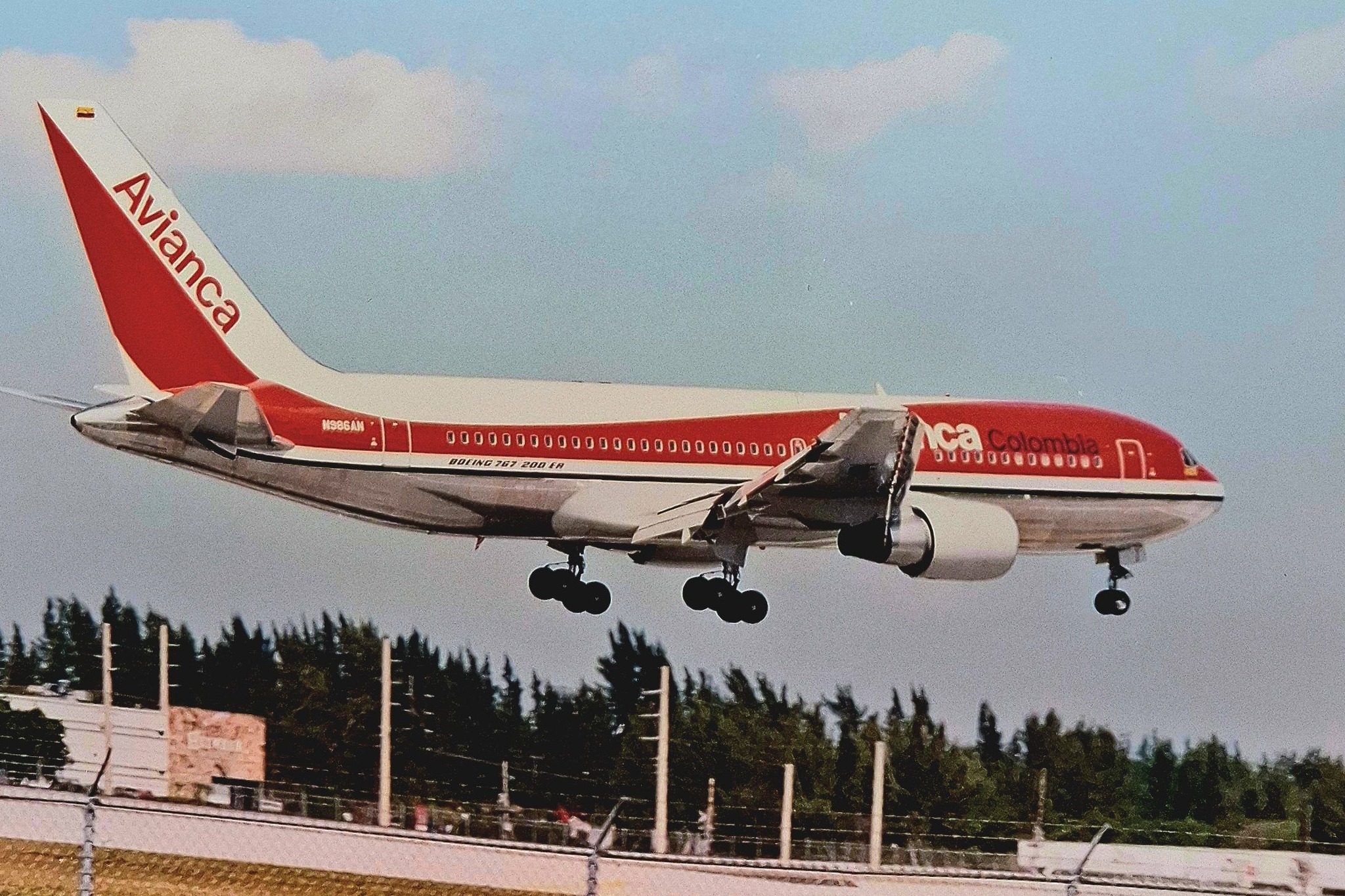 Avianca retro plane spotted at MCO