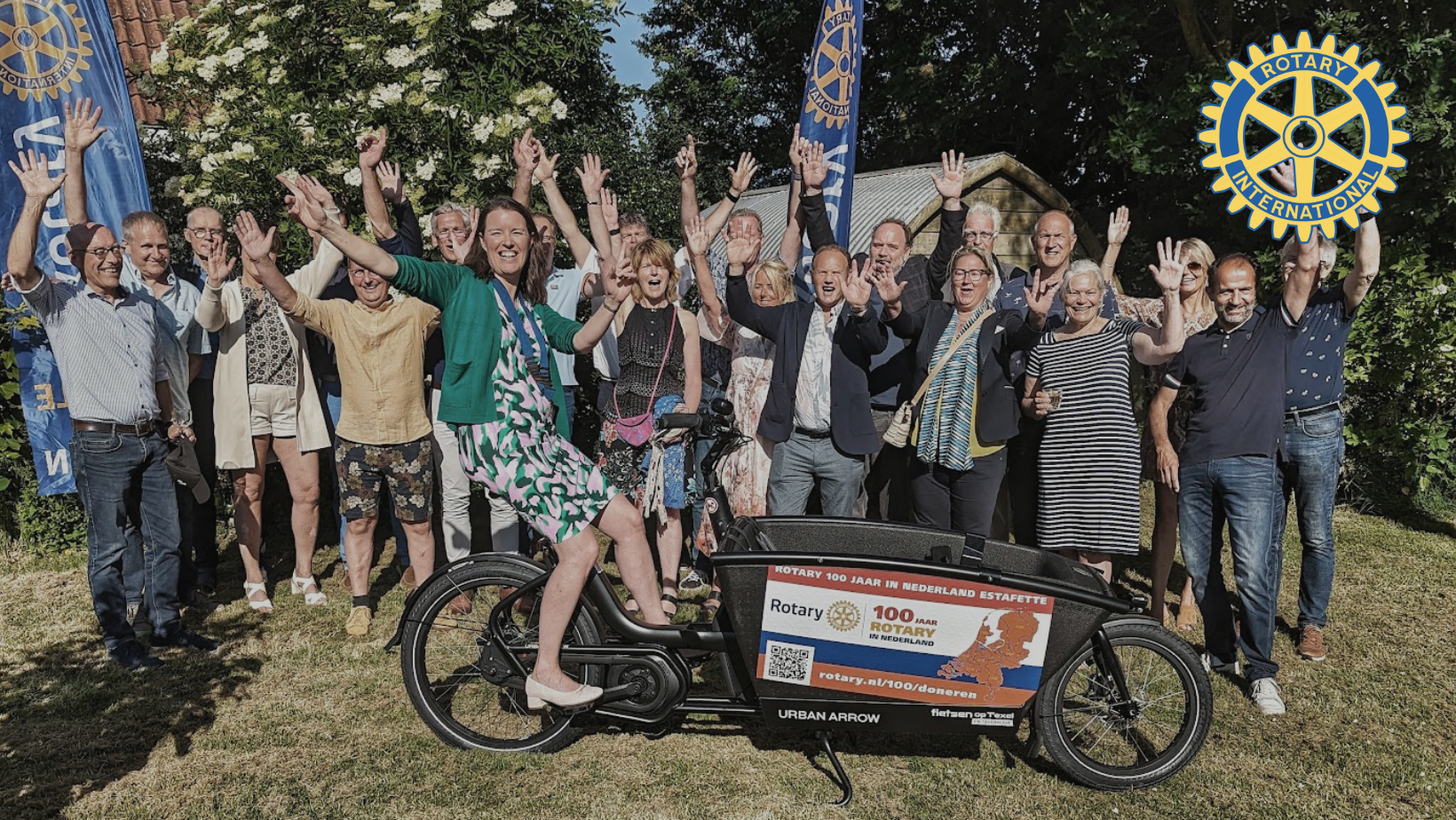 rondom vol met knoppen dus nu... - Riet De Ridder Vd Star | Facebook