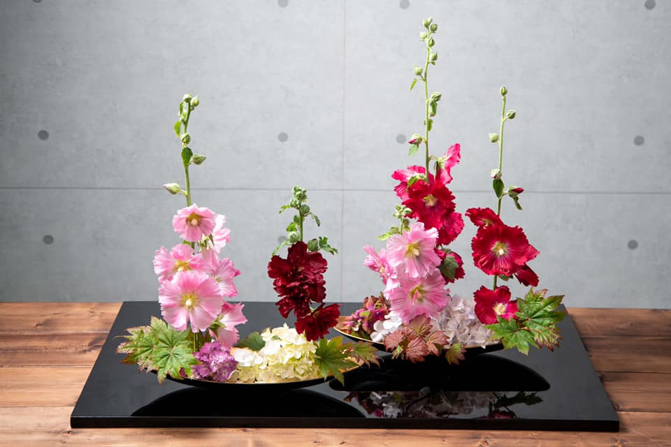 花のある部屋56］ 小原流の独特な表現である琳派調いけばなは、琳派