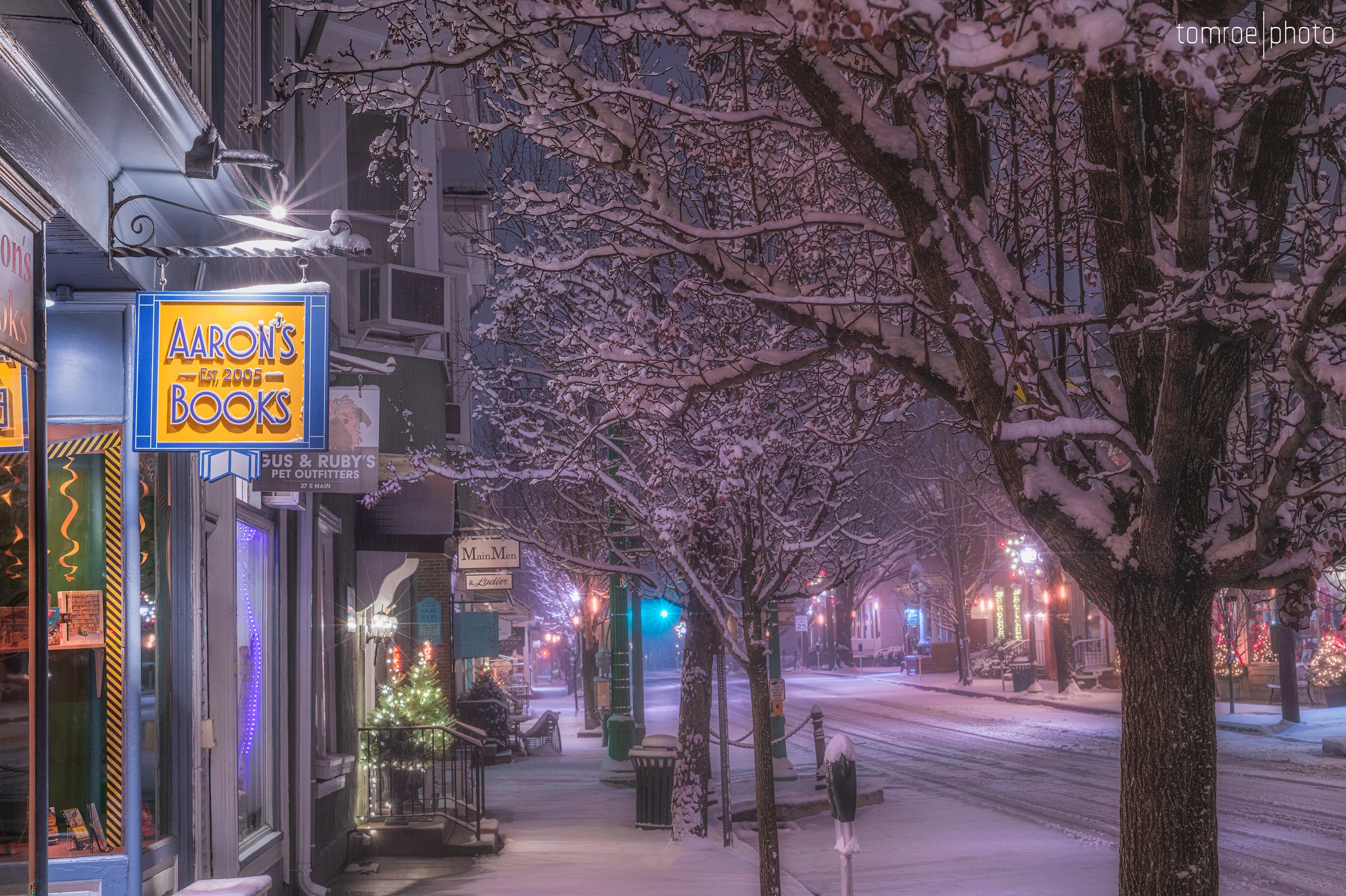 Aaron's Books - Our friend Tom Roe Photography is putting... | Facebook