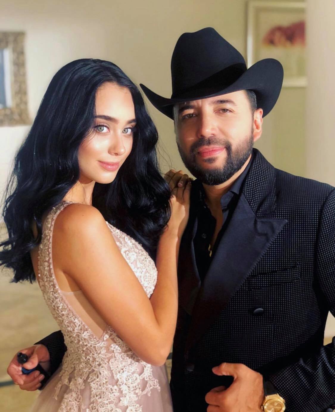 Fidel Rueda Oficial - @estefaniazaragoz_ aquí con la modelo que está ...