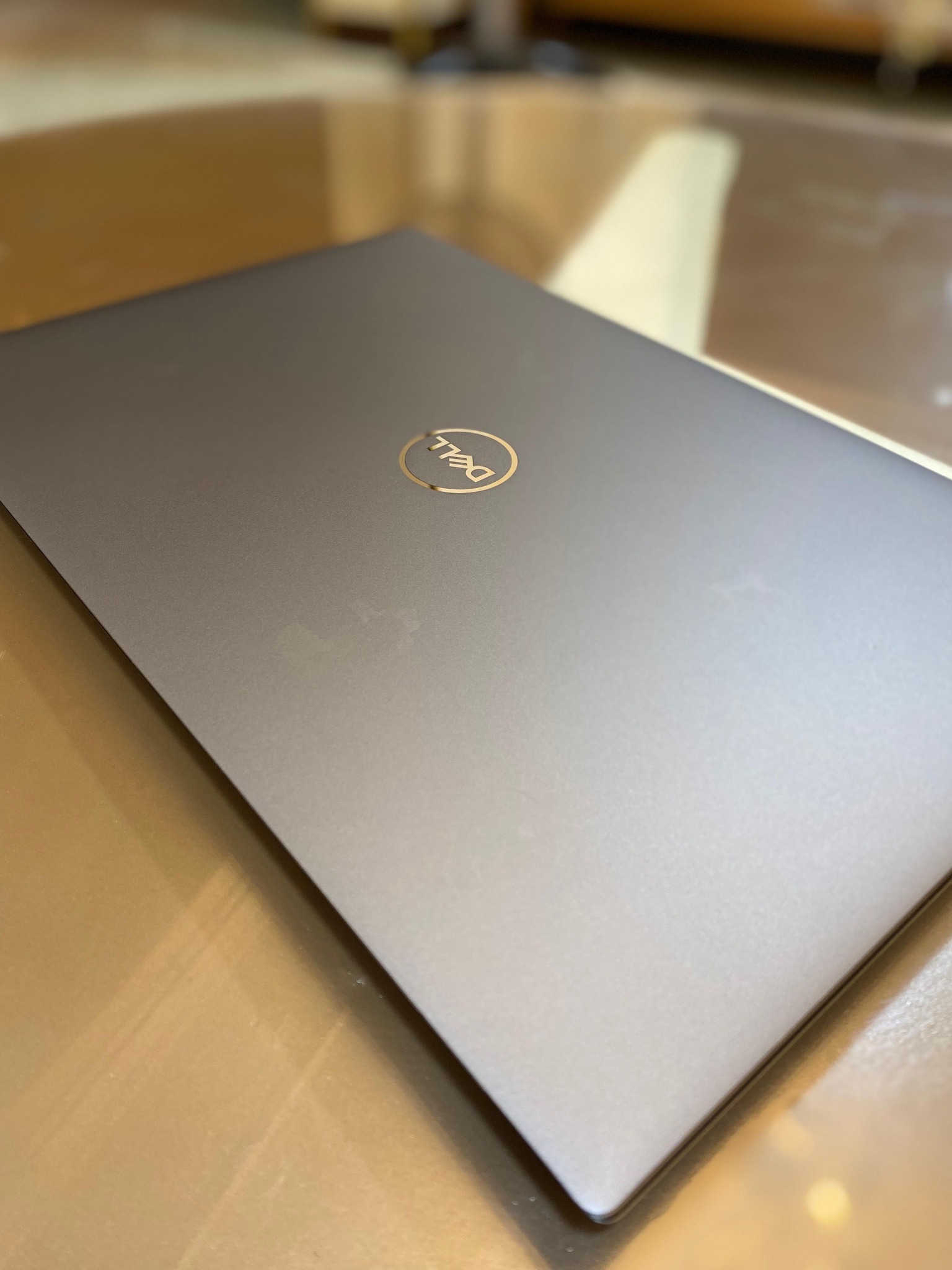 السلام عليكم Dell precision 5550 CPU - Intel core i7-10850H/Chace 