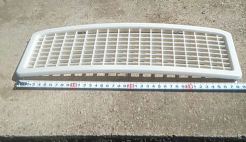 Grille De Calandre Soméca - Pièce Neuve D'origine, Références 4956270 Et 5011646