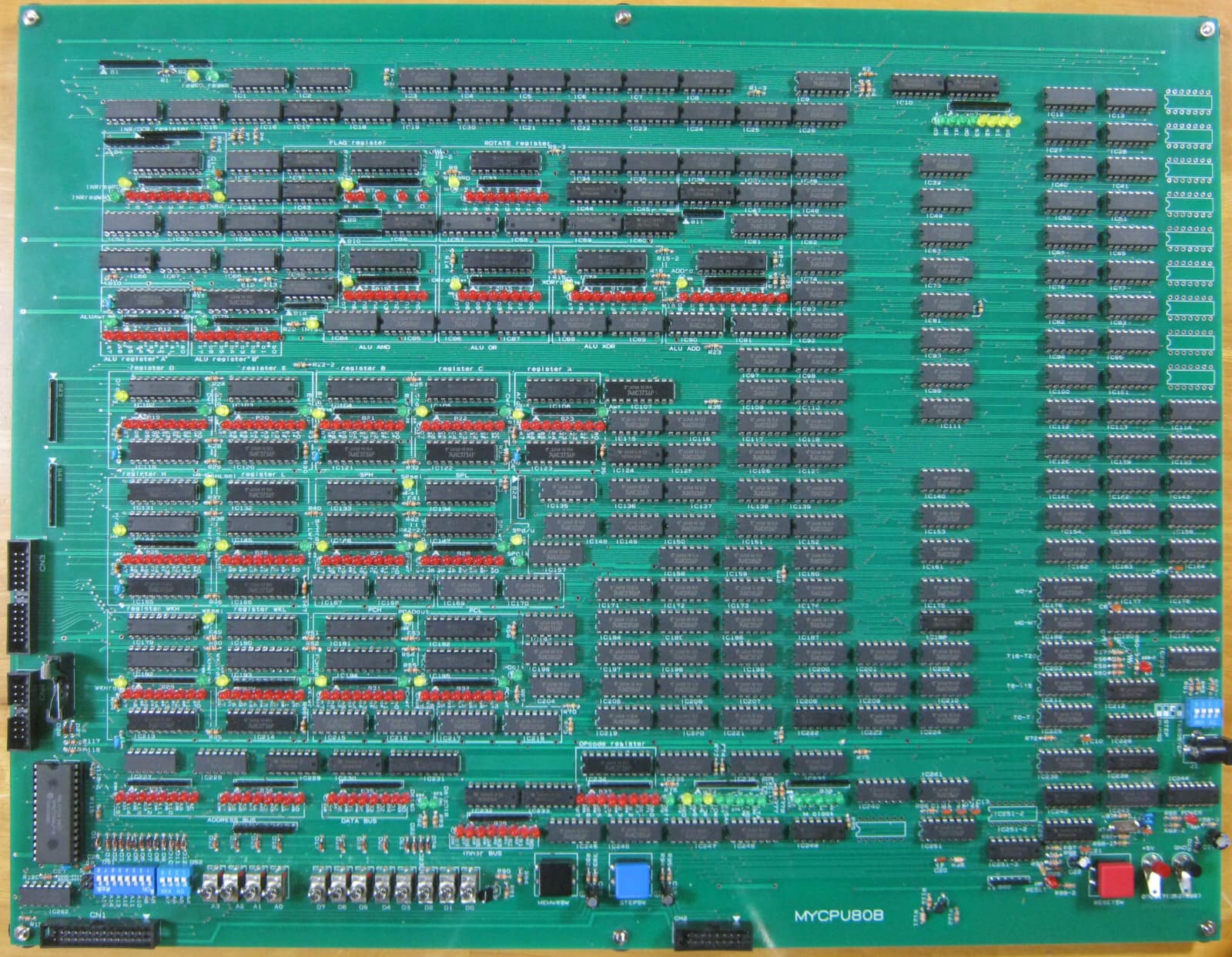 Simple80 Z80 CPU/SIO Homebrew IC Kit