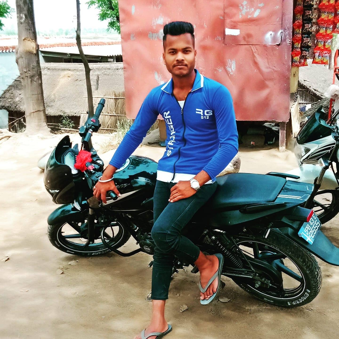 Moni kumar