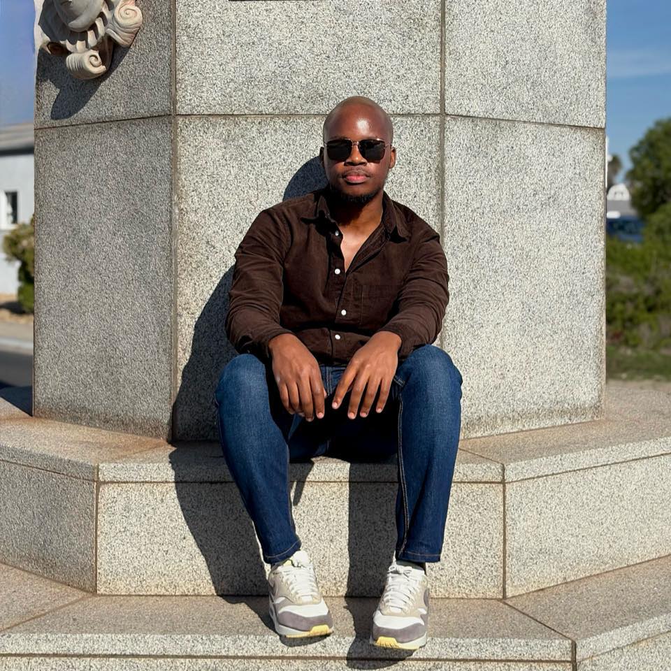 Thando Tyali - New corporate stills have landed in my... | Facebook