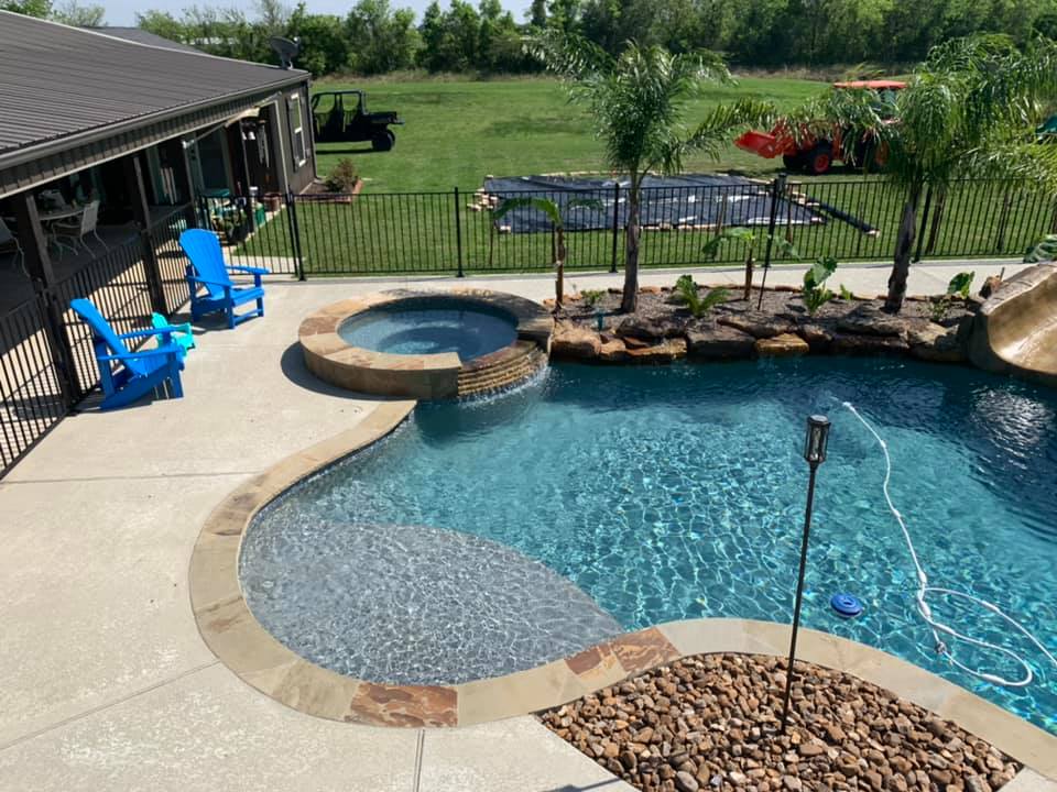Skinny Dip'n Pools and Spas By Clint Peltier | Danbury TX