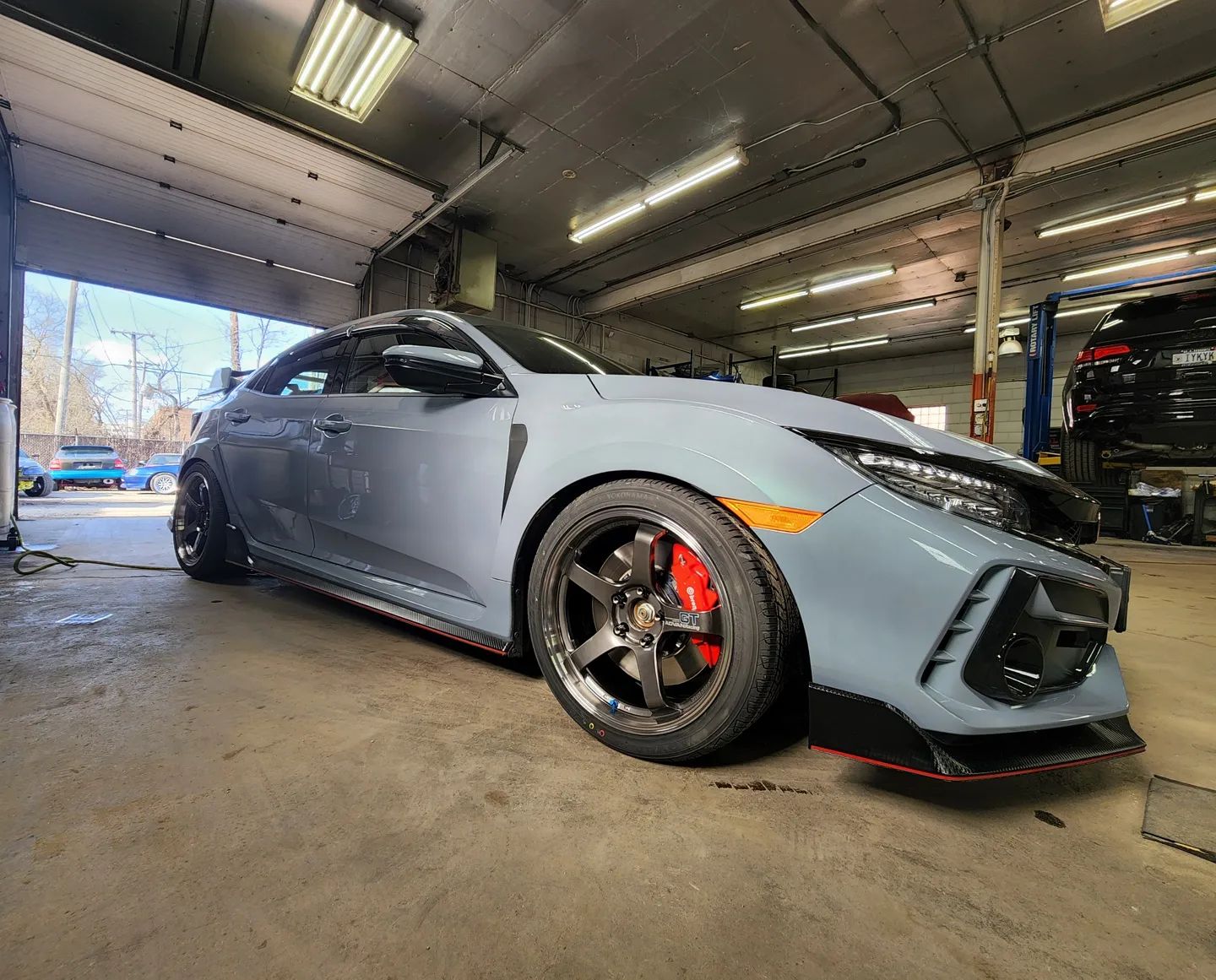 Rudz Racing - Nice wheel and tire package install for this...