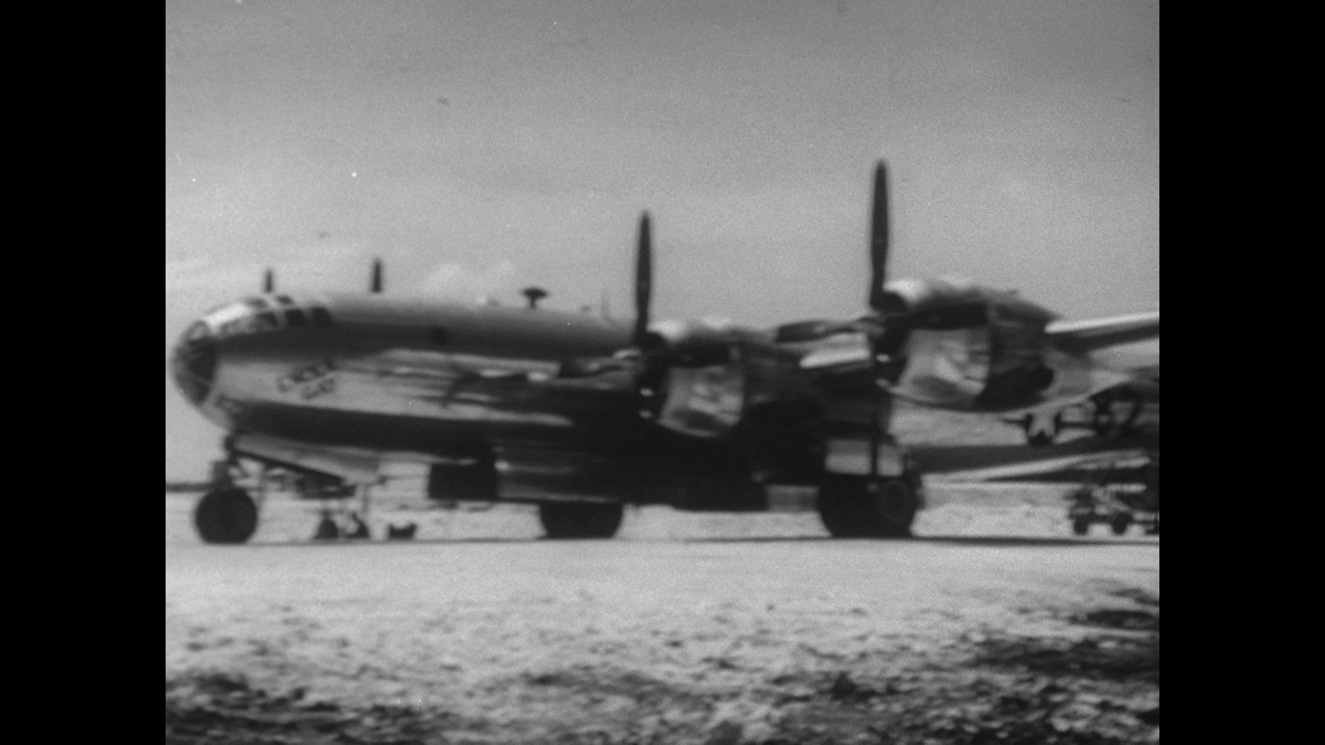 NHKアーカイブス - 【#広島原爆 #エノラゲイ】1945年8月6日、午前1 